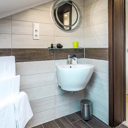 White 2 Апартаменты *